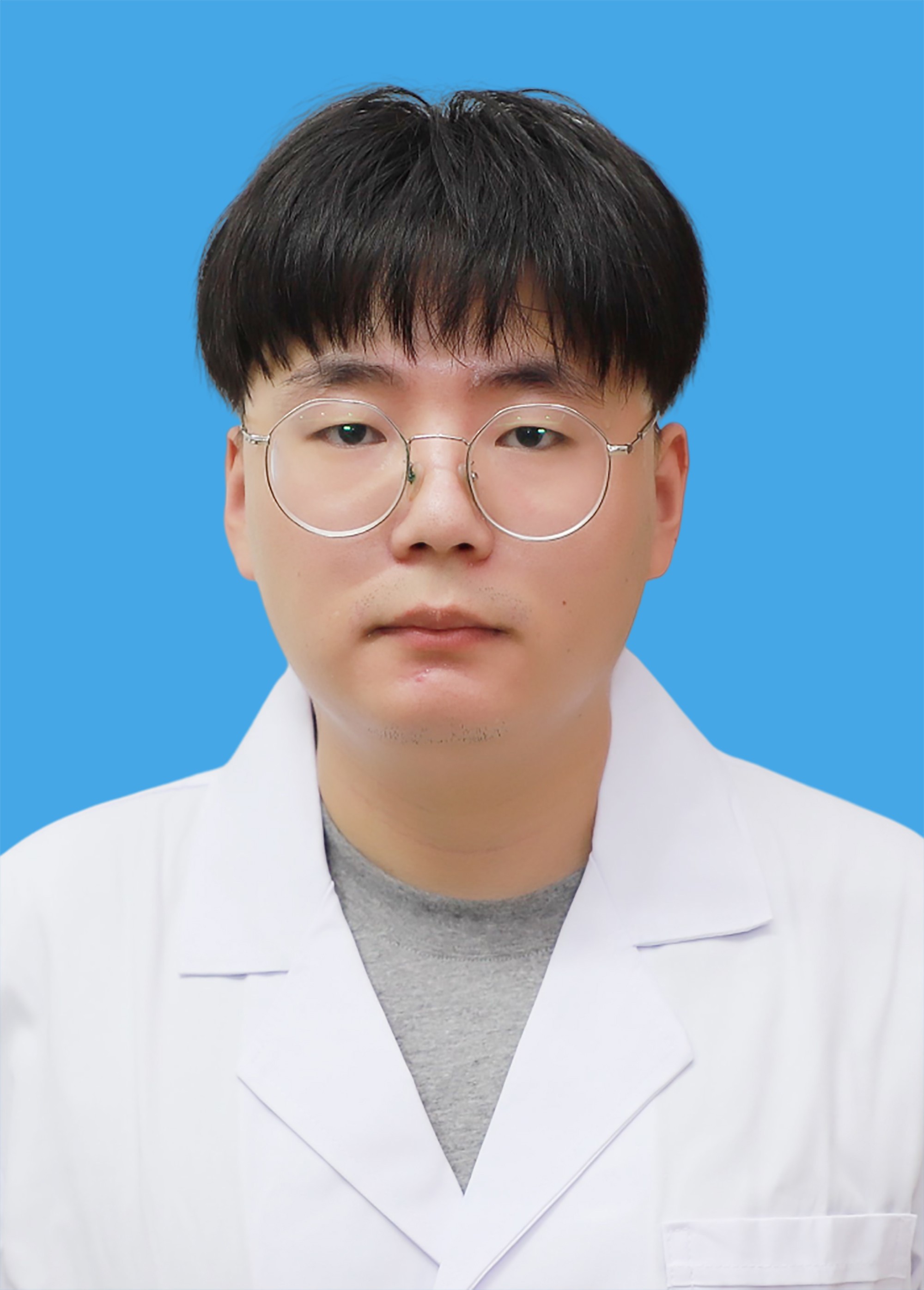 住院医师 李路超