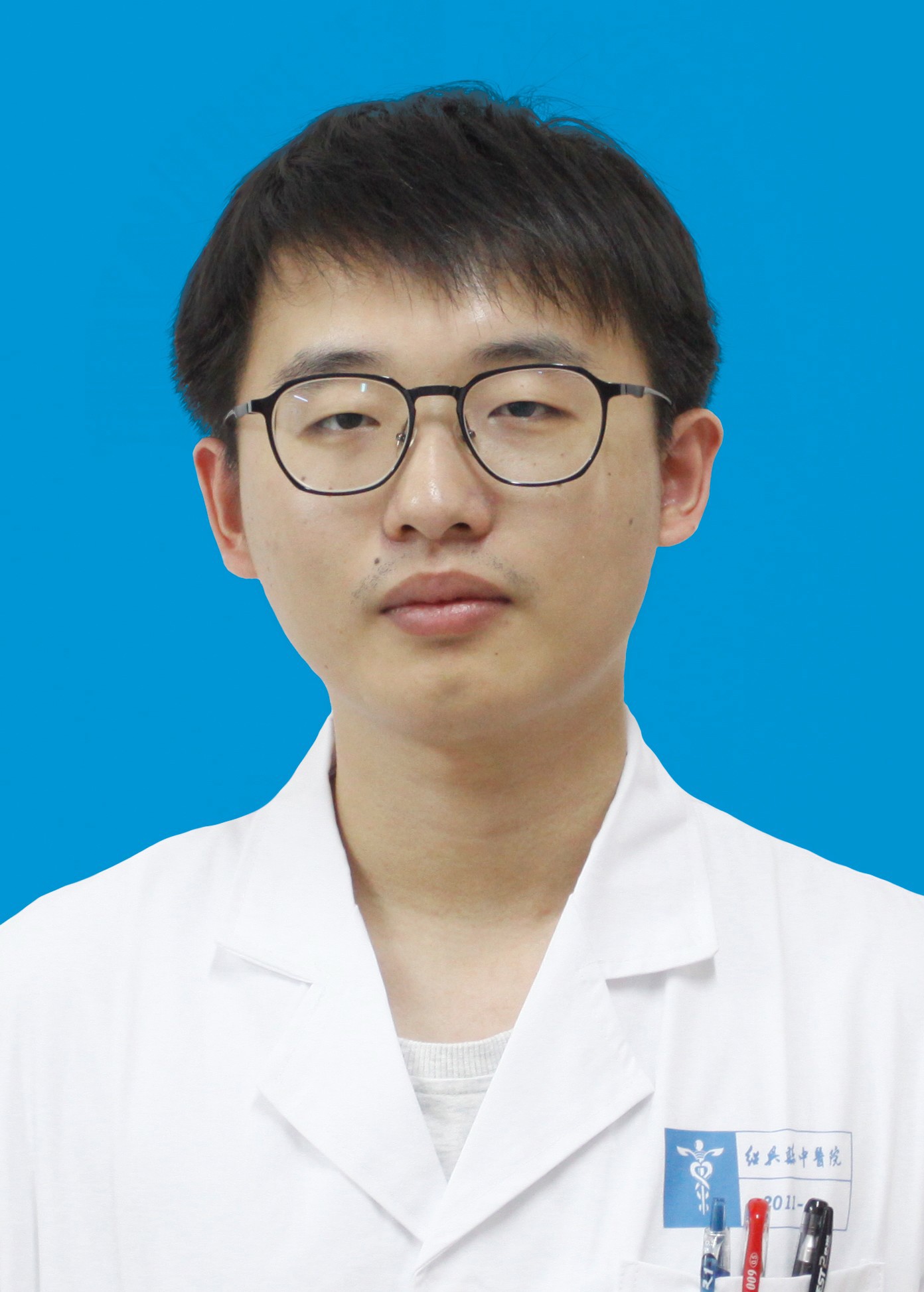 主治医师 施佳丰