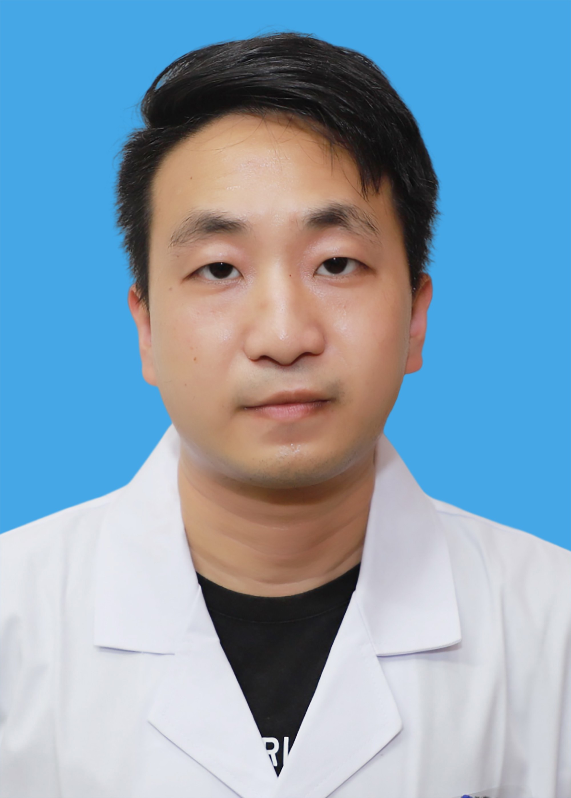 住院医师 盛钢程