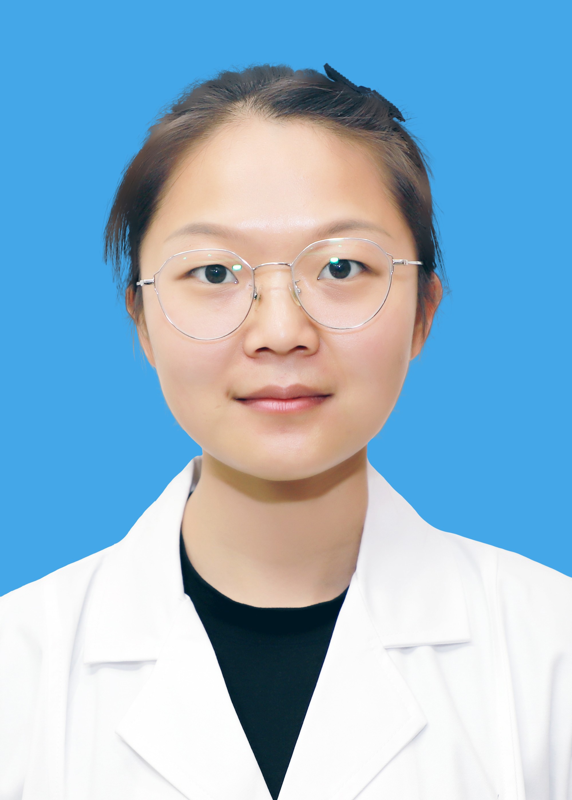 住院医师 周宏图