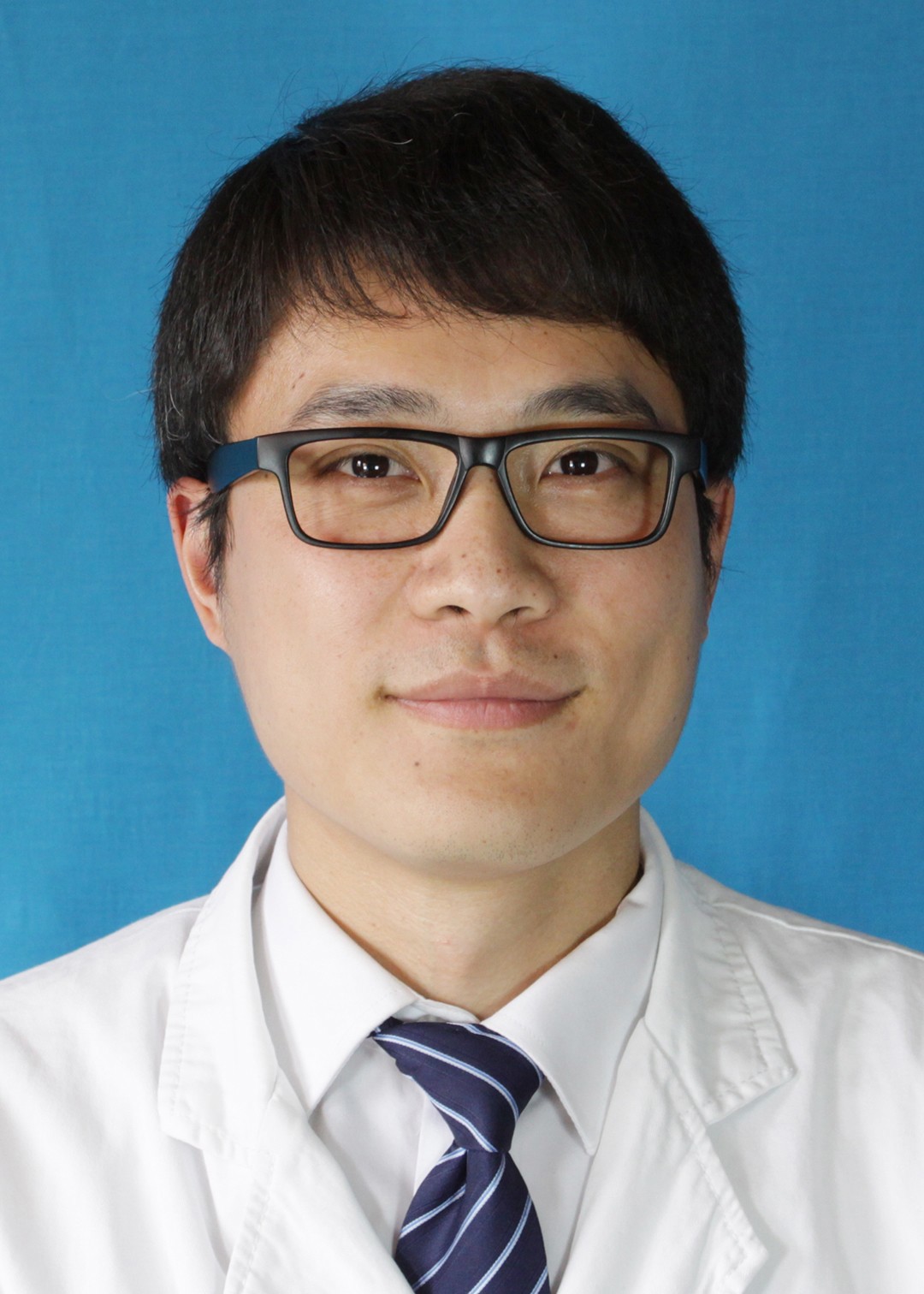 副主任中医师 谢剑峰